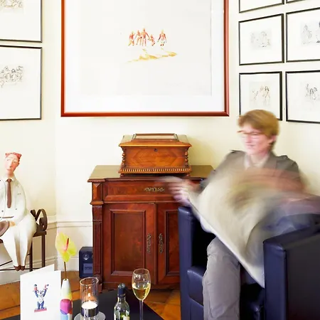 מלון Hansablick 3*