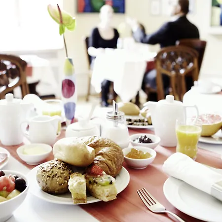 מלון Hansablick 3*