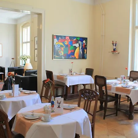 Hansablick מלון 3*