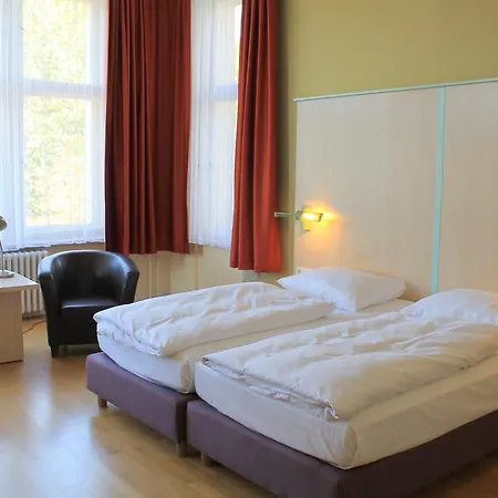 Otel Hansablick 3*